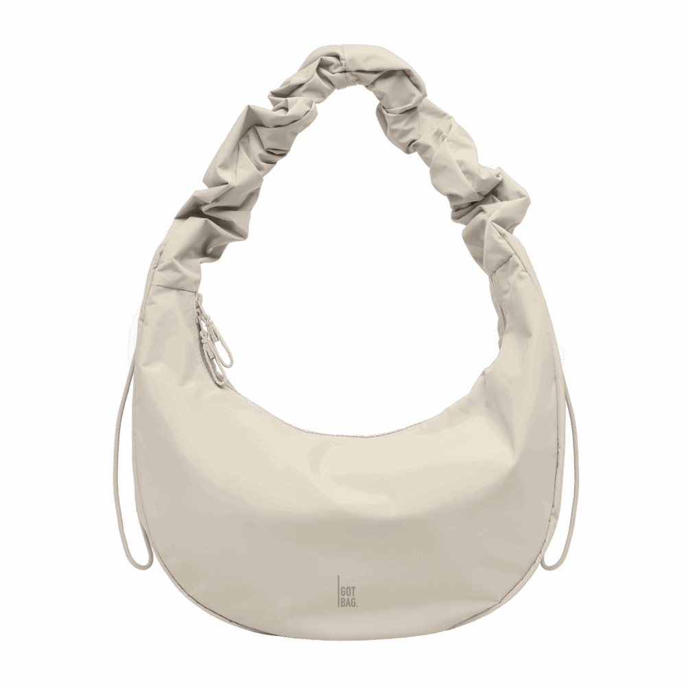 MOON_BAG_RUFFLE_soft-shell_01-front_compressed