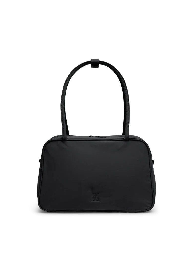 BA0571MO-100_STRIKE_BAG_black_still_____01-front_shadow