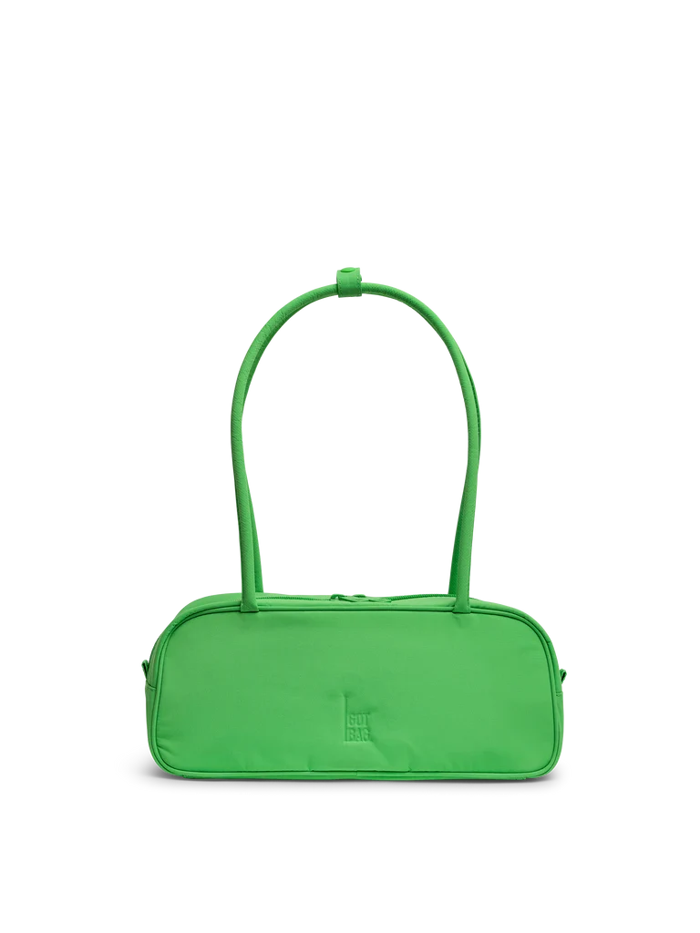 BA0641MO-622_STRIKEBAGSMALL_leafsheep_still_____01-frontshadow