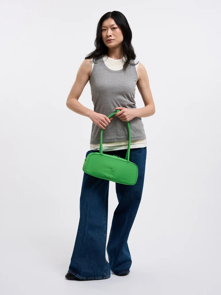 BA0641MO-622_STRIKE_BAG_SMALL_leaf_sheep_mood_26-07-27_24_WORLD_ECOM_08865
